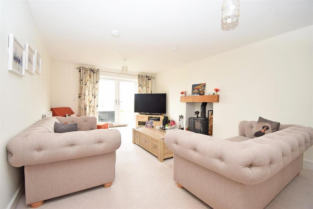 St Thomas Close, Hanwood, Shrewsbury 4 bed detached house for sale £