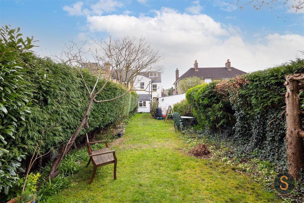 Queens Road, Berkhamsted 3 bed end of terrace house for sale £800,000
