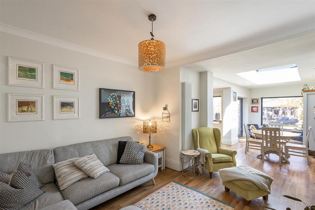 Jesmond Park West, High Heaton, Newcastle upon Tyne 3 bed semidetached