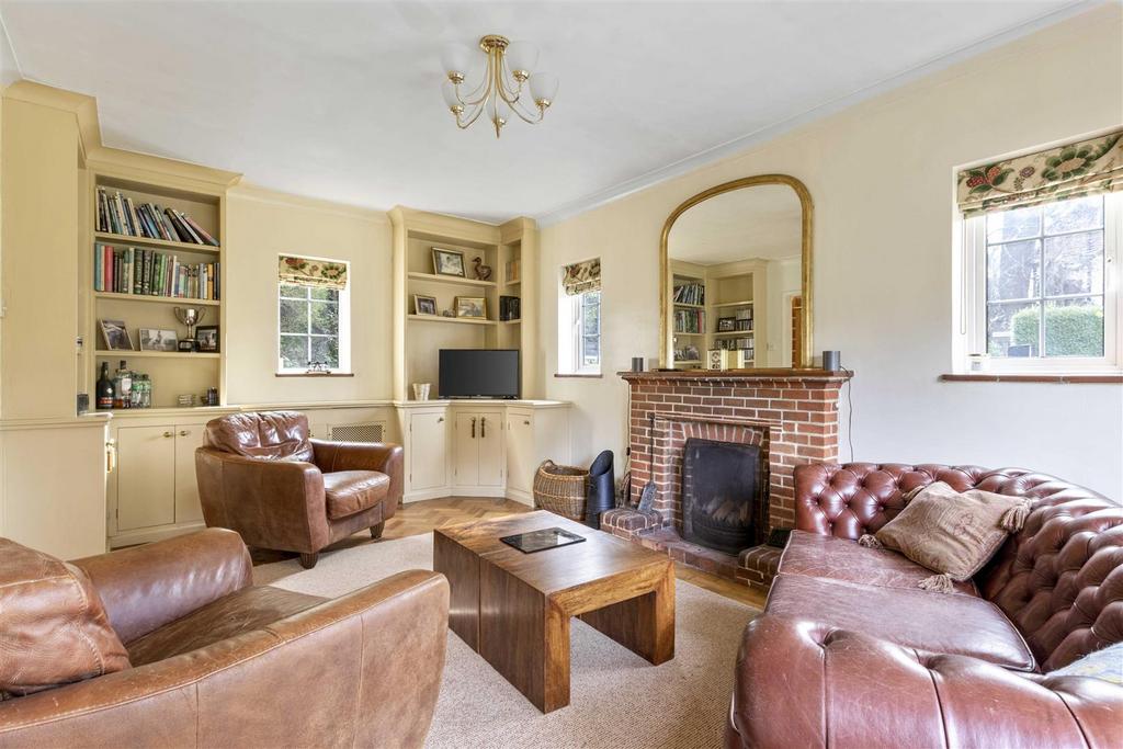 Chilcrofts Road, Kingsley Green, Haslemere 4 bed detached house for