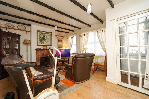3 bedroom terraced house for sale, Cambridge Road, Hastings