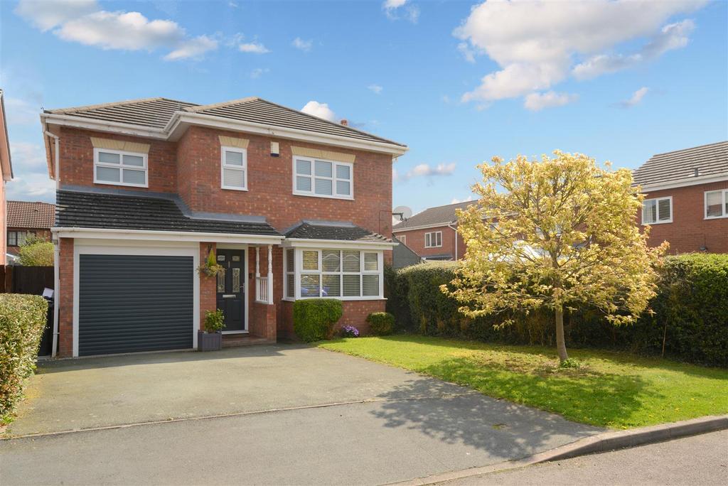 Kirkwood Court, Herongate, Shrewsbury 4 bed detached house for sale £