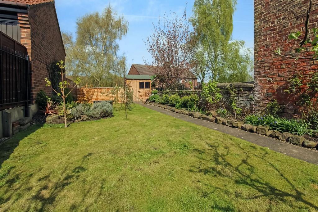 North Road, Ripon 3 bed end of terrace house for sale £279,950