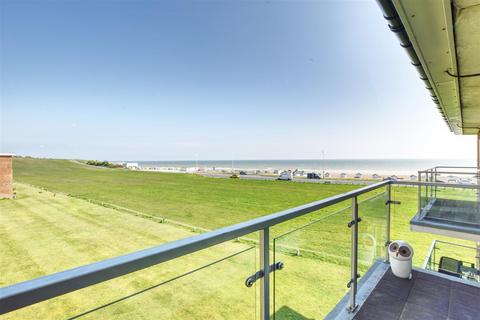 16, Merton Court Sutton Place, Bexhill-on-sea, TN40 1PD