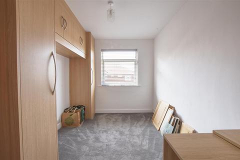 16, Merton Court Sutton Place, Bexhill-on-sea, TN40 1PD