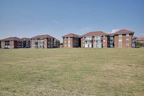 16, Merton Court Sutton Place, Bexhill-on-sea, TN40 1PD