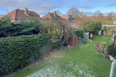 undefined, Queens Close, Leeds, LS7