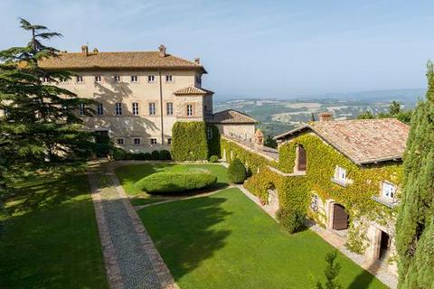 9 bedroom villa, Montecchio, Umbria, Italy
