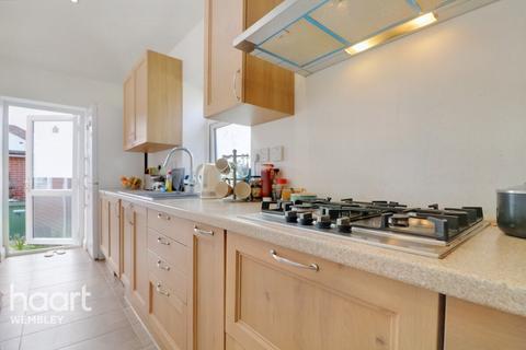 154 Rugby Avenue, Wembley, HA0 3DP