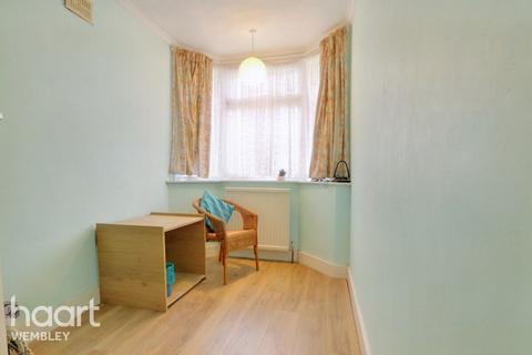 154 Rugby Avenue, Wembley, HA0 3DP