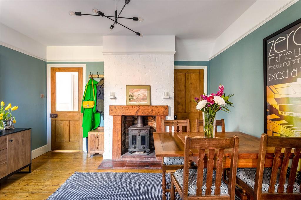 Triangle Road, Haywards Heath, West... 2 bed semidetached house £365,000