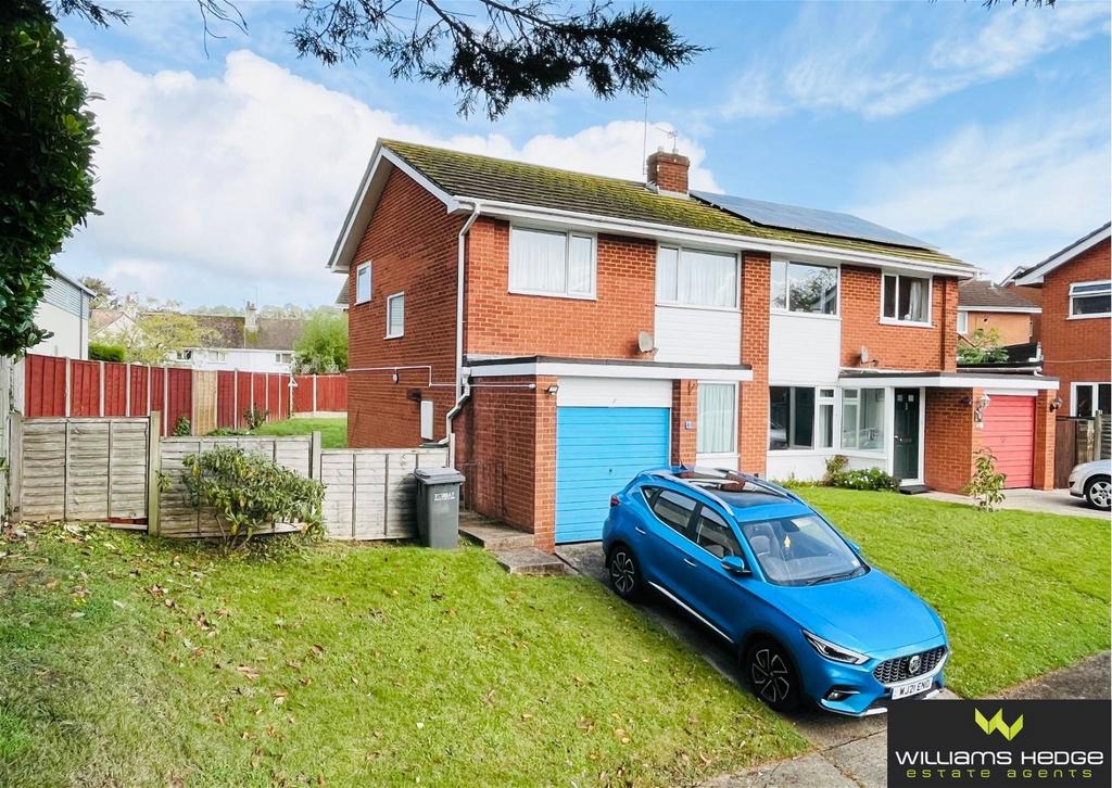 Wembury Drive, Torquay 3 bed semidetached house for sale £275,000