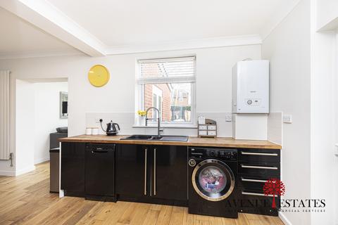 67 Brook Road, Bournemouth, BH10 5NQ
