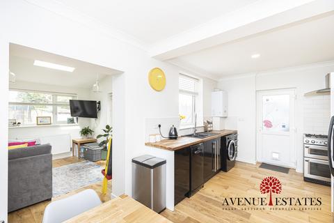 67 Brook Road, Bournemouth, BH10 5NQ