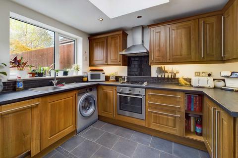 13 Fairway, Hemel Hempstead, HP3 9TP