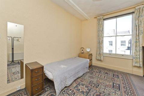 Flat, 9 Elgin Crescent, London, W11 2JA