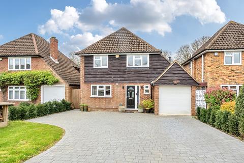 18 Bunby Road, Stoke Poges, Slough, SL2 4BP