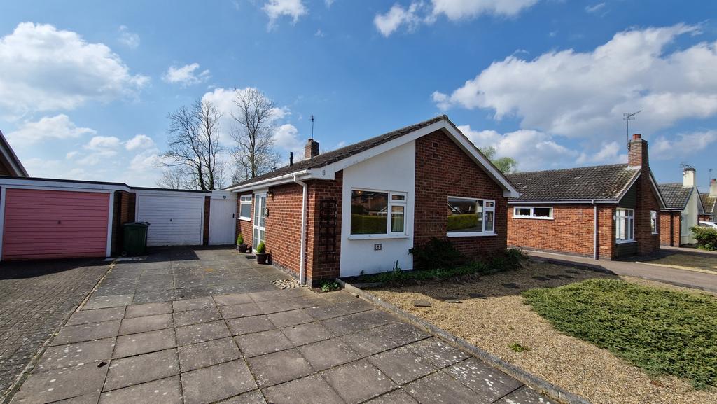 Watergate, Leicester LE7 2 bed bungalow for sale £340,000