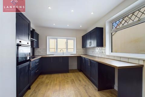 56 Cemetery Road, Porth, CF39 0BL