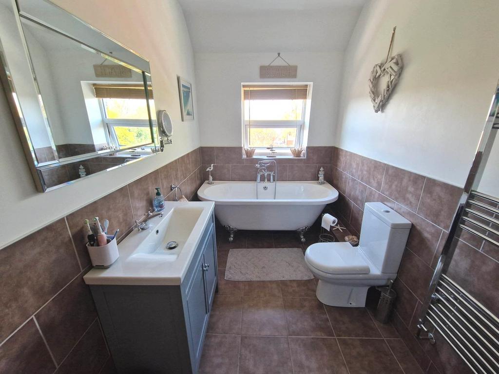 Family bathroom