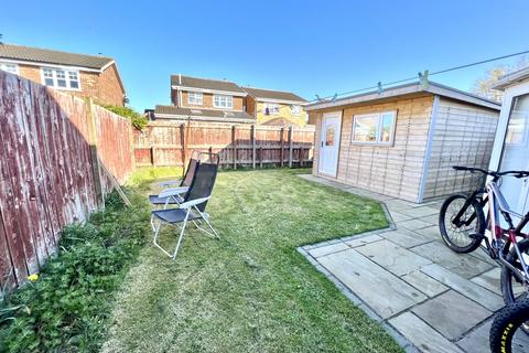 8 Ark Royal Close, Seaton Carew, Hartlepool, TS25 1DH