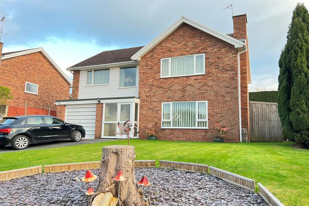 Loder Drive, Aylestone Hill, Hereford, HR1 4 bed detached house for