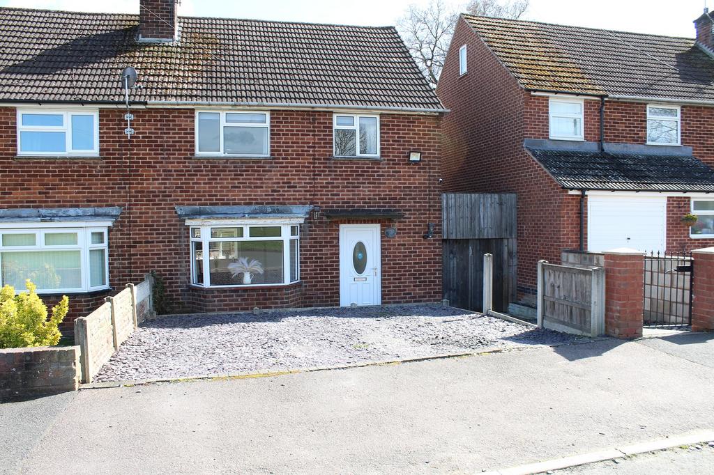 Arthur Street, Alfreton, Derbyshire. DE55 7EB 2 bed semidetached house
