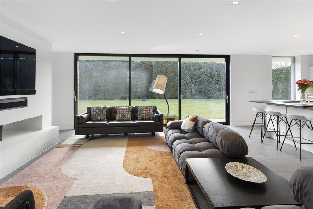 Kitchen/Reception