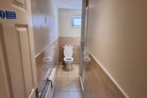 1 bedroom in a house share to rent, Room 5, Fulwood Road
