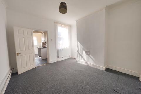 2 bedroom terraced house to rent, Abbott Street, Doncaster DN4
