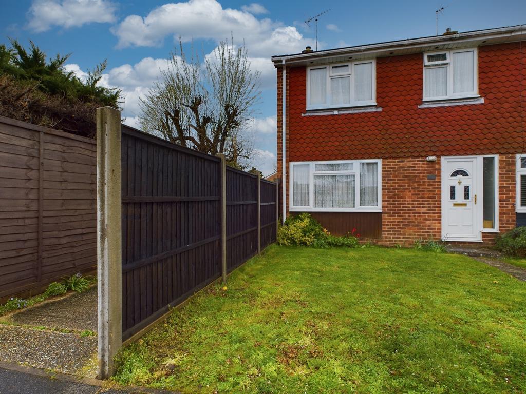 Kennedy Drive, Pangbourne, RG8 3 bed end of terrace house for sale £