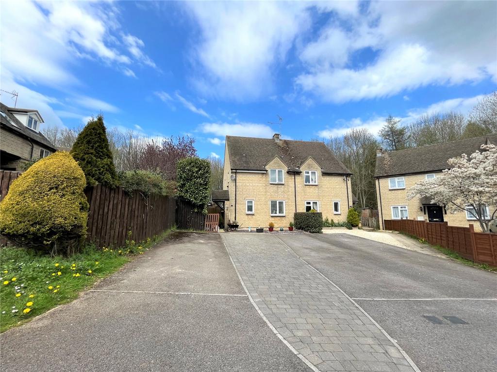 Ward Road Northleach Cheltenham Gloucestershire Gl54 3 Bed Semi