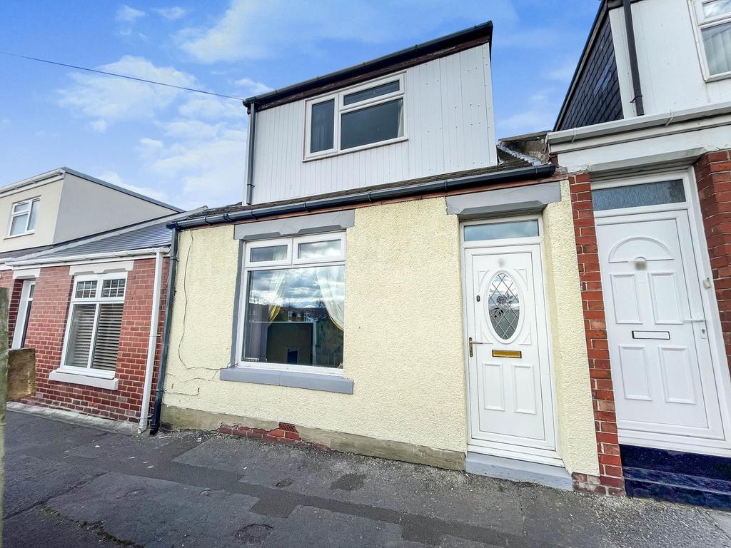 Malcolm Street, Seaham, Durham, SR7 7QQ 2 bed terraced house for sale