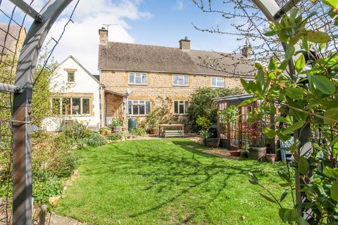 10 Fenhill Close, Bourton On The Hill, Moreton-in-marsh, GL56 9AD