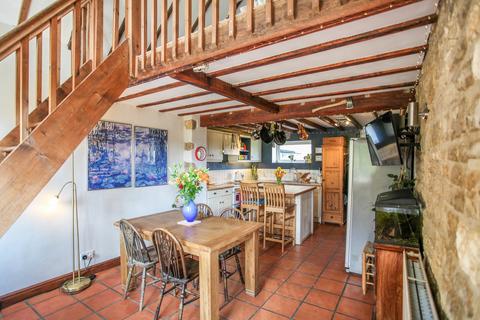 10 Fenhill Close, Bourton On The Hill, Moreton-in-marsh, GL56 9AD
