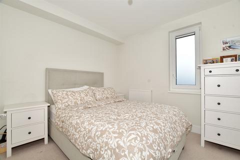 2 bedroom apartment for sale, West Green Drive, West Green, Crawley, West Sussex