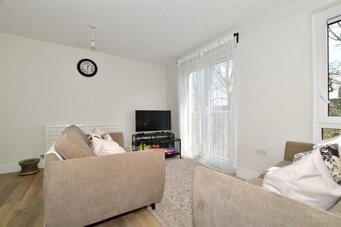 2 bedroom apartment for sale, West Green Drive, West Green, Crawley, West Sussex