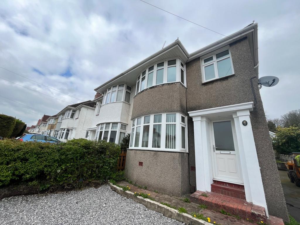 Harlech Crescent, Tycoch, Swansea 3 bed semidetached house to rent £