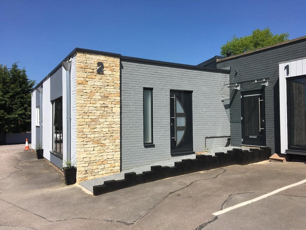 Spillmans Court, Middle Spillman, Rodborough, Stroud, GL5 3RU Office to
