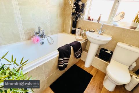 45 Beadnell Drive, Seaham, SR7 7WG
