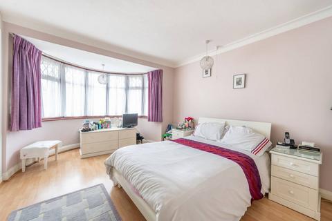 22 Randall Avenue, London, NW2 7RN