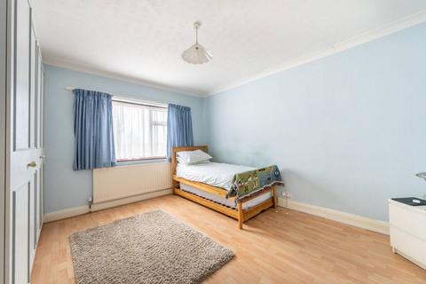 22 Randall Avenue, London, NW2 7RN