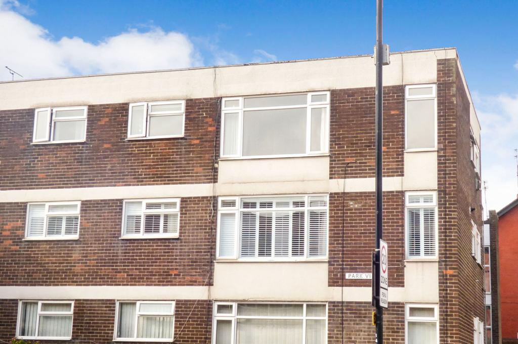 Park View Court, Whitley Bay, Tyne and Wear, NE26 3LJ 2 bed flat for sale £110,000