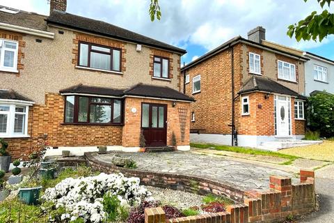 3 bedroom semi-detached house for sale, Hacton Drive, Hornchurch
