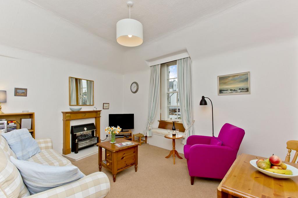 26 Melbourne Place, North Berwick... 1 bed flat £210,000