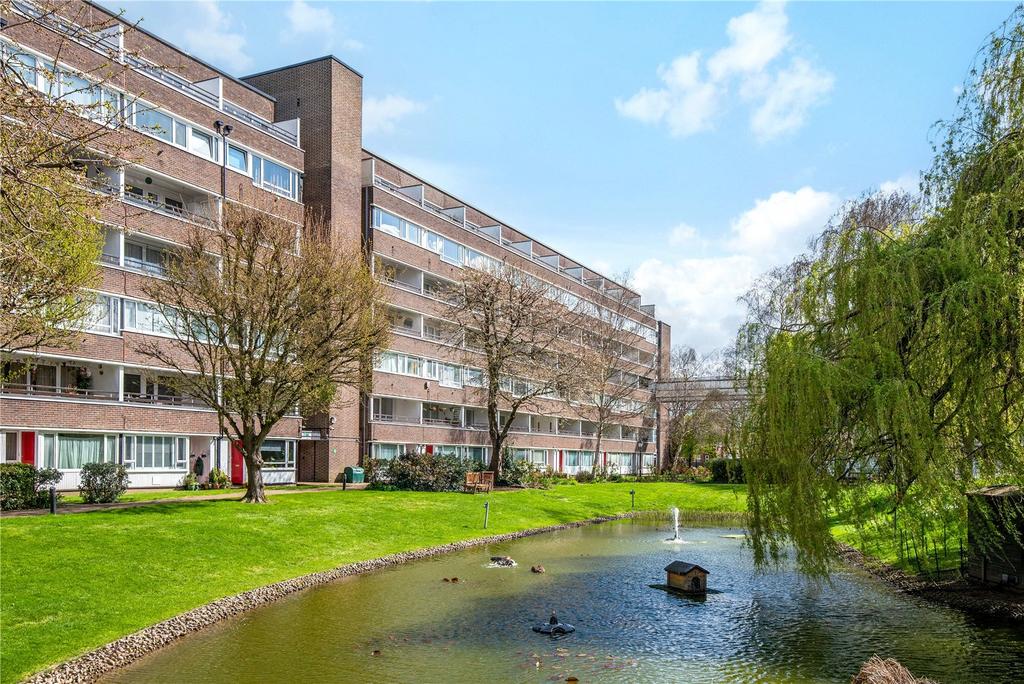 Fair Acres, Bromley, BR2 1 bed apartment for sale £230,000