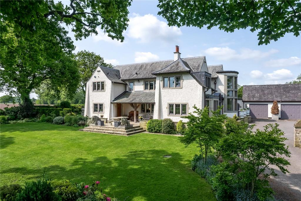Heath Lane, Allostock, Knutsford, Cheshire, WA16 5 bed detached house