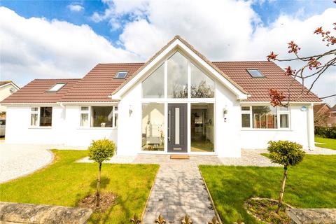 4 bedroom detached house for sale, Winton Way, New Milton, Hampshire, BH25