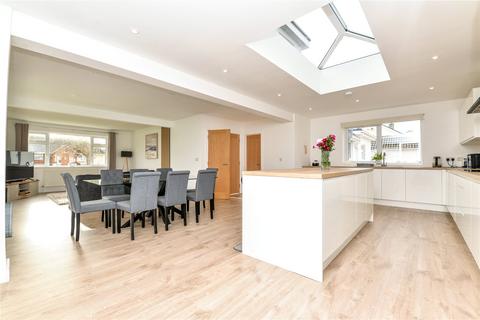 4 bedroom detached house for sale, Winton Way, New Milton, Hampshire, BH25