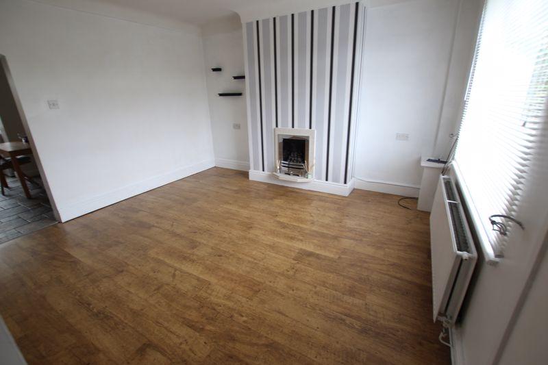Heathfield Road, Ellesmere Port 3 bed terraced house £595 pcm (£137 pw)